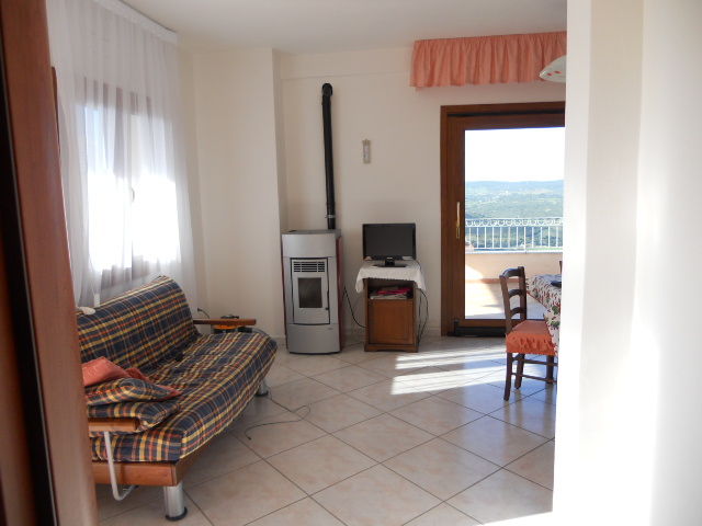 foto 5 Alquiler vacacional entre particulares Santa Teresa di Gallura appartement Cerdea Olbia Tempio (provincia de) Sala de estar 1