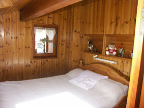 foto 5 Alquiler vacacional entre particulares Brianon chalet Provenza-Alpes-Costa Azul Altos Alpes dormitorio