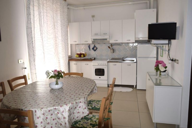 foto 4 Alquiler vacacional entre particulares Bellaria Igea Marina appartement Emilia-Romaa Rmini (provincia de) Comedor