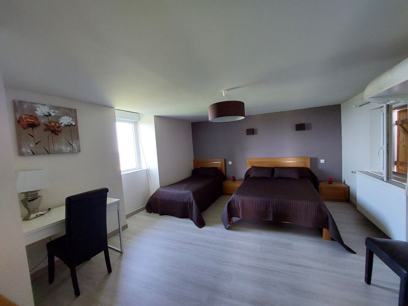 foto 4 Alquiler vacacional entre particulares Brive-la-Gaillarde gite Lemosn Corrze dormitorio 1