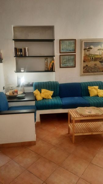 foto 4 Alquiler vacacional entre particulares Levanto appartement Liguria La Spezia (provincia de) Sala de estar
