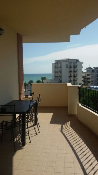 foto 12 Alquiler vacacional entre particulares Alba Adriatica appartement Abruzo Teramo (provincia de) Terraza