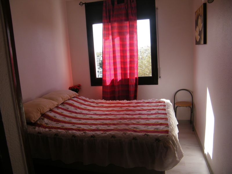 foto 6 Alquiler vacacional entre particulares Empuriabrava appartement   dormitorio 1