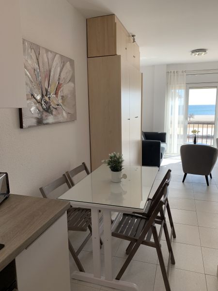 foto 4 Alquiler vacacional entre particulares Empuriabrava appartement Catalua Girona (provincia de) Comedor