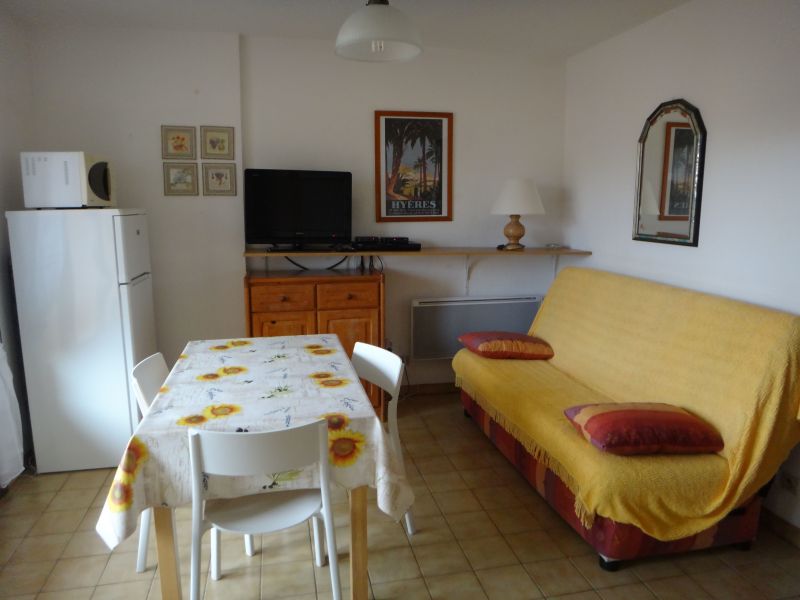 foto 4 Alquiler vacacional entre particulares Carqueiranne appartement Provenza-Alpes-Costa Azul Var Sala de estar