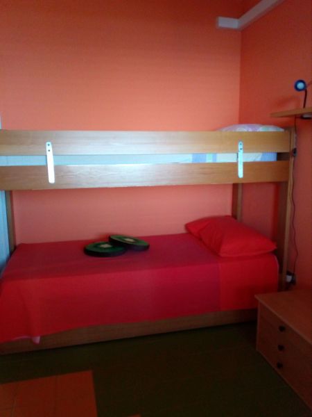 foto 17 Alquiler vacacional entre particulares Villasimius appartement Cerdea Cagliari (provincia de) dormitorio 2