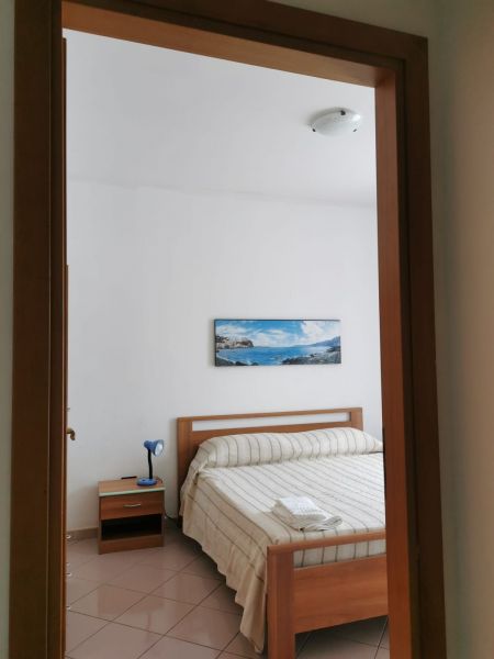 foto 10 Alquiler vacacional entre particulares Nicotera appartement Calabria Vibo Valentia (provincia de) dormitorio 1