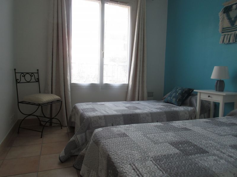 foto 11 Alquiler vacacional entre particulares Hyres appartement Provenza-Alpes-Costa Azul Var dormitorio 2