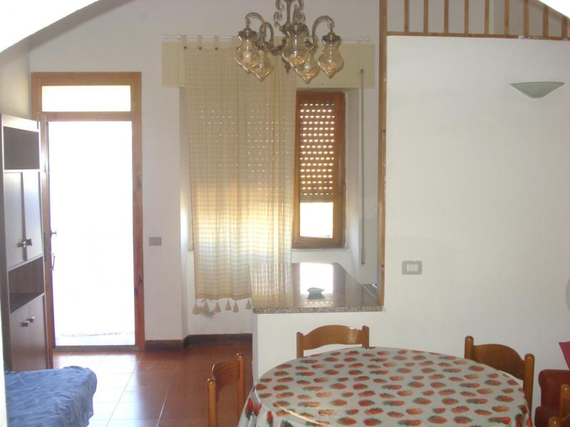 foto 5 Alquiler vacacional entre particulares Trinit d'Agultu e Vignola appartement Cerdea Olbia Tempio (provincia de) Sala de estar