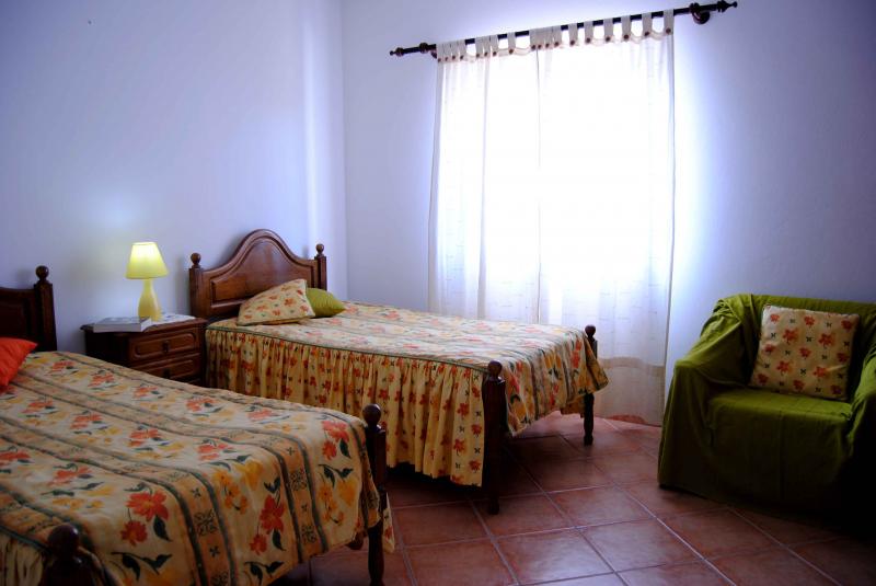 foto 4 Alquiler vacacional entre particulares Aljezur villa Algarve  dormitorio