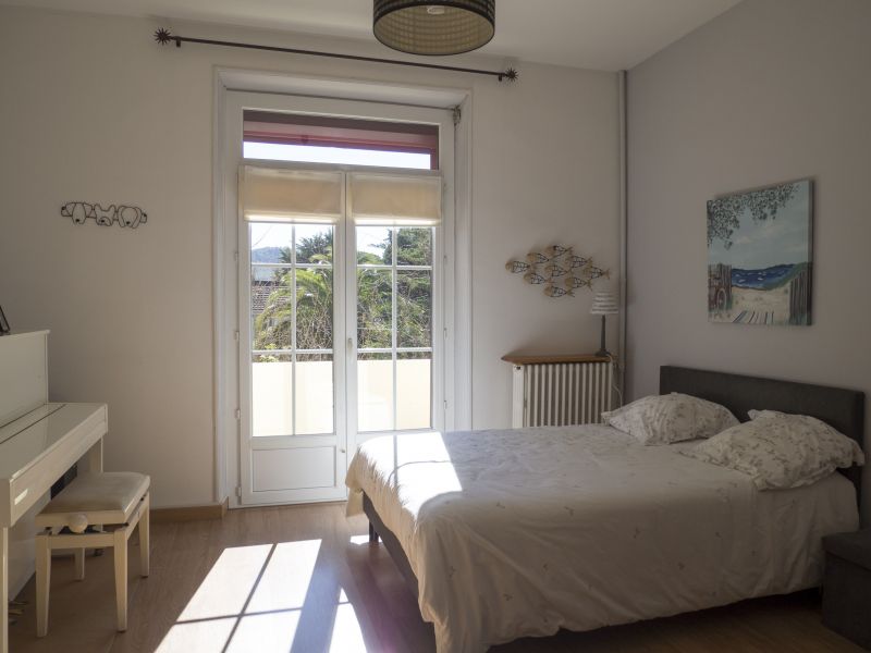 foto 4 Alquiler vacacional entre particulares Saint Cyr sur Mer appartement Provenza-Alpes-Costa Azul Var dormitorio 1