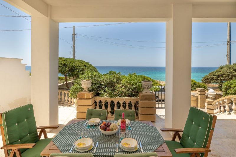 foto 4 Alquiler vacacional entre particulares Torre Suda villa Apulia Lecce (provincia de) Veranda (Porche)