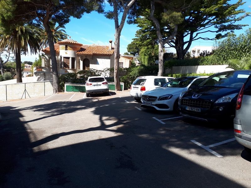 foto 8 Alquiler vacacional entre particulares Bandol appartement Provenza-Alpes-Costa Azul Var Aparcamiento