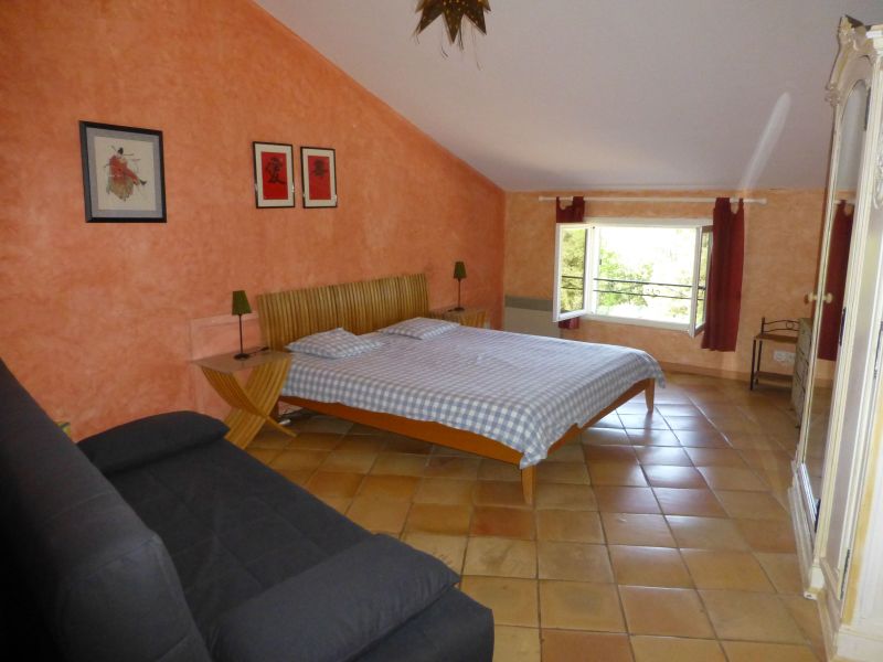 foto 15 Alquiler vacacional entre particulares Entrecasteaux villa Provenza-Alpes-Costa Azul Var dormitorio 1