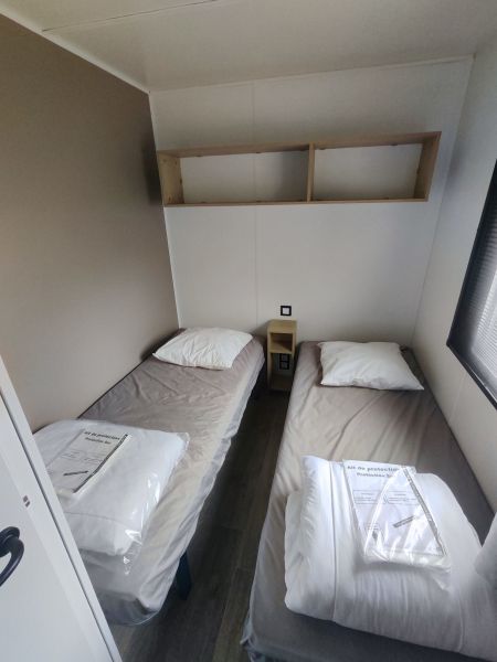 foto 10 Alquiler vacacional entre particulares Narbonne plage mobilhome Languedoc-Roselln Aude dormitorio 2