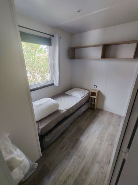 foto 11 Alquiler vacacional entre particulares Narbonne plage mobilhome Languedoc-Roselln Aude dormitorio 3