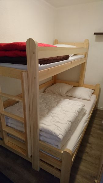 foto 3 Alquiler vacacional entre particulares Le Lioran gite   dormitorio