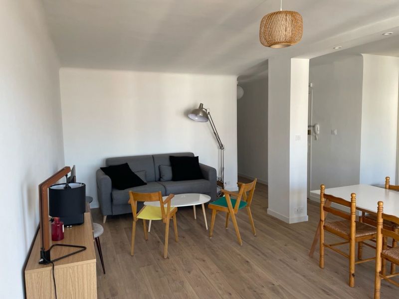 foto 4 Alquiler vacacional entre particulares Sete appartement Languedoc-Roselln Hrault Sala de estar