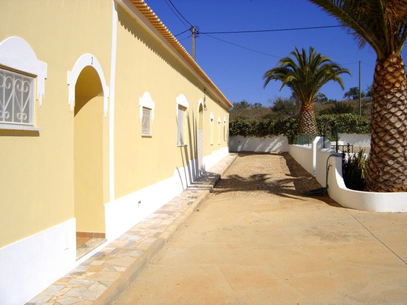 foto 1 Alquiler vacacional entre particulares Armao de Pera villa Algarve  Entrada