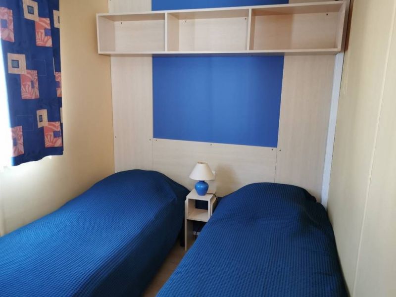 foto 3 Alquiler vacacional entre particulares Hyres mobilhome   dormitorio 2