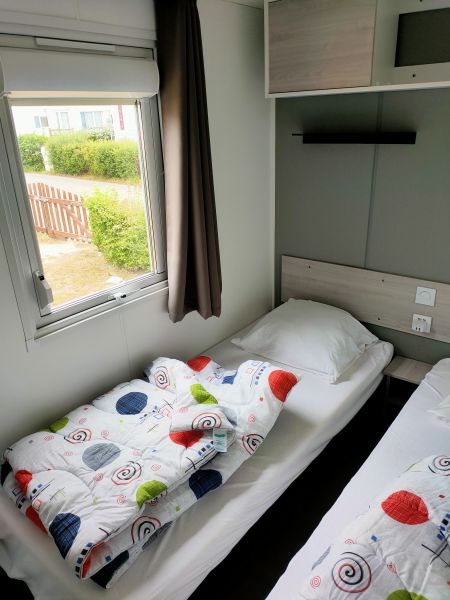 foto 5 Alquiler vacacional entre particulares Quend Plage mobilhome Picarda Somme dormitorio 3