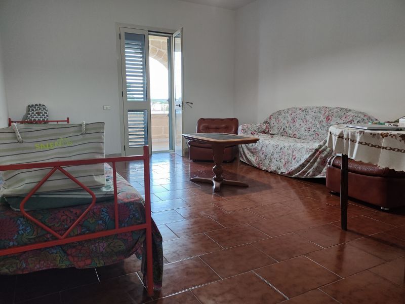 foto 6 Alquiler vacacional entre particulares Ugento - Torre San Giovanni appartement   Sala de estar
