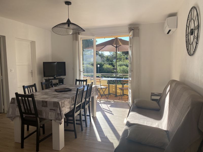 foto 4 Alquiler vacacional entre particulares Le Lavandou appartement Provenza-Alpes-Costa Azul Var Comedor