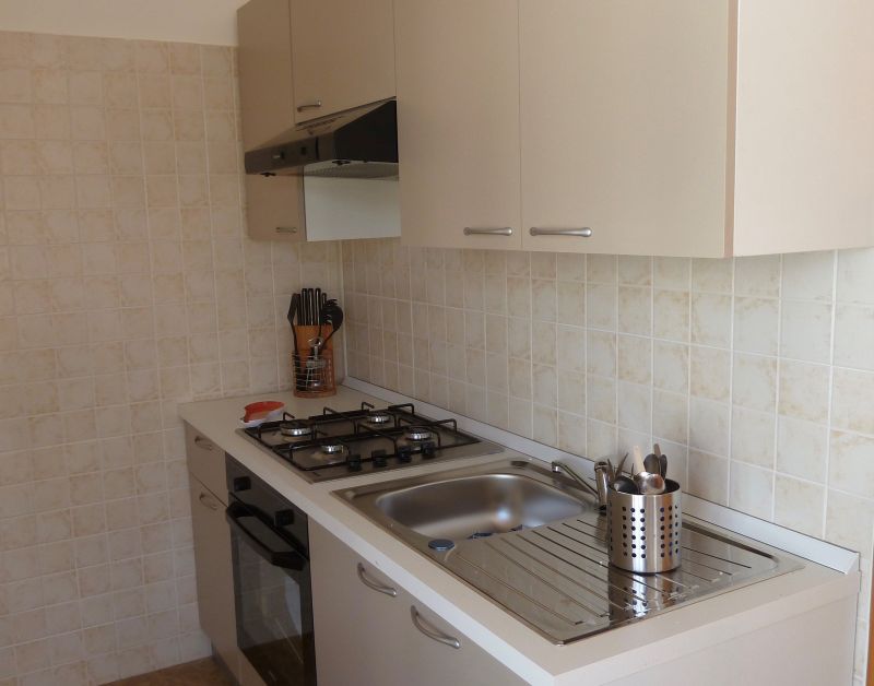 foto 5 Alquiler vacacional entre particulares Lido Marini appartement Apulia  Cocina independiente