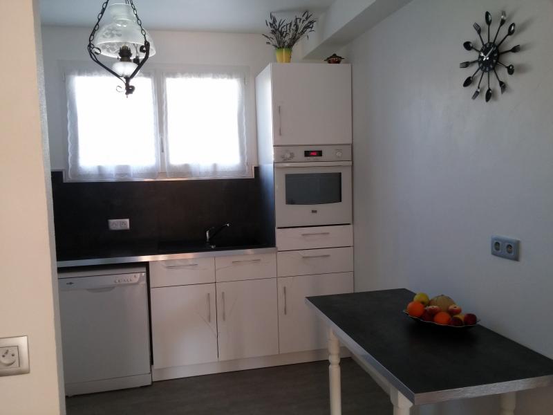 foto 7 Alquiler vacacional entre particulares Frjus appartement Provenza-Alpes-Costa Azul Var Cocina independiente