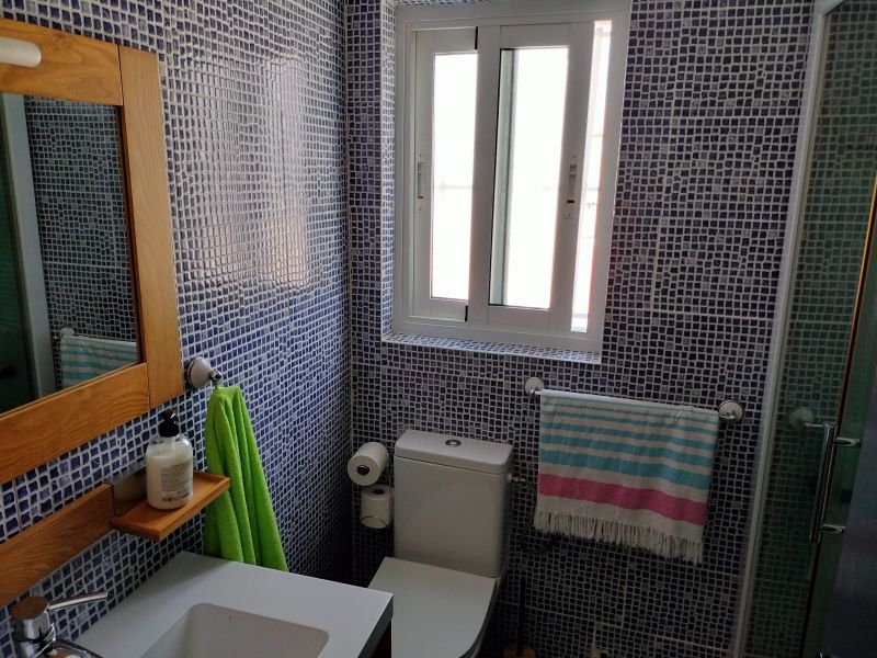 foto 4 Alquiler vacacional entre particulares Puerto de Mazarrn appartement   cuarto de bao