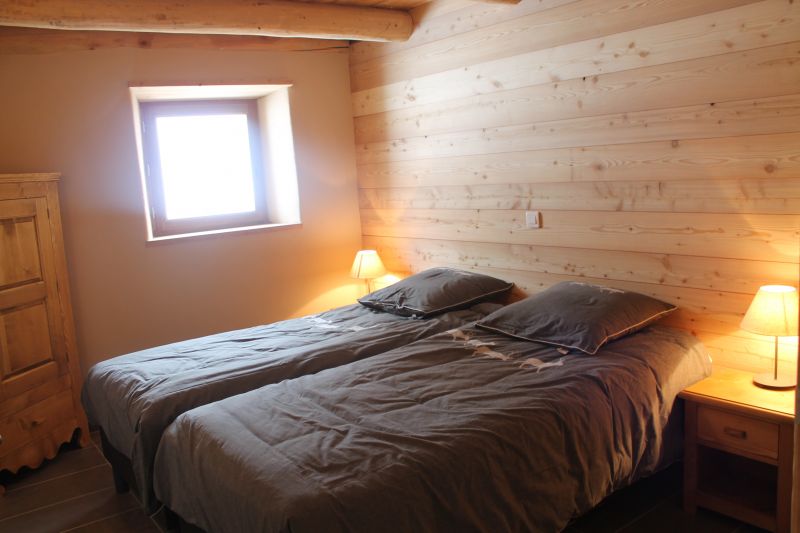 foto 6 Alquiler vacacional entre particulares Serre Chevalier chalet Provenza-Alpes-Costa Azul Altos Alpes dormitorio 1