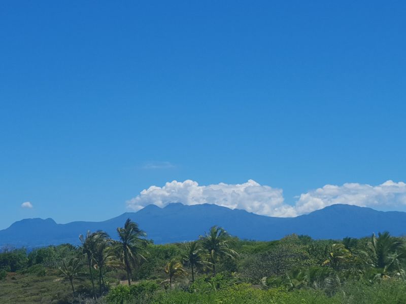 foto 4 Alquiler vacacional entre particulares Sainte Anne (Guadalupe) villa   Vistas desde la terraza