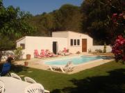 Alquiler vacaciones piscina Saint-Julien-De-Peyrolas: gite n 69702