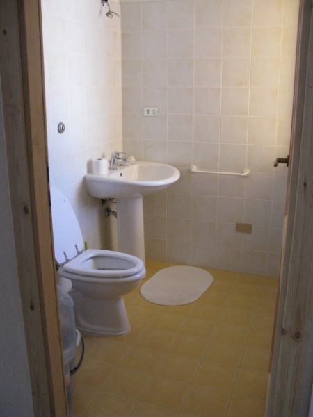 foto 10 Alquiler vacacional entre particulares Solanas villa Cerdea Cagliari (provincia de) cuarto de bao 2