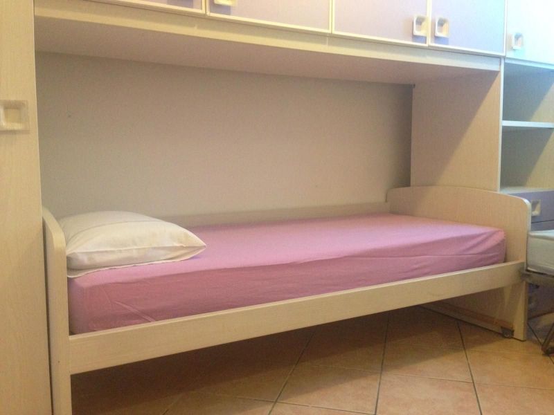 foto 4 Alquiler vacacional entre particulares Bellaria Igea Marina appartement Emilia-Romaa  dormitorio 2