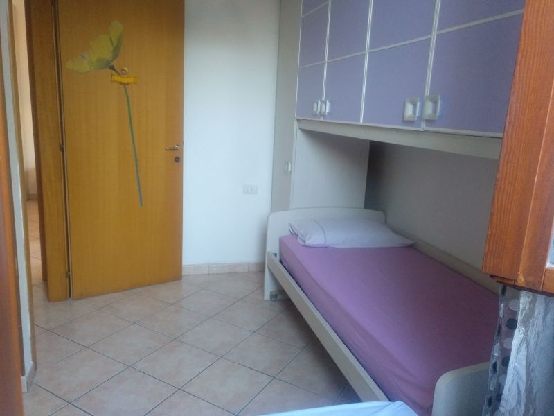 foto 10 Alquiler vacacional entre particulares Bellaria Igea Marina appartement Emilia-Romaa  dormitorio 2