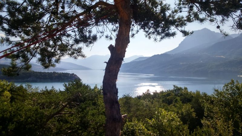 foto 4 Alquiler vacacional entre particulares Savines-le-Lac mobilhome Provenza-Alpes-Costa Azul Altos Alpes Vistas desde la terraza