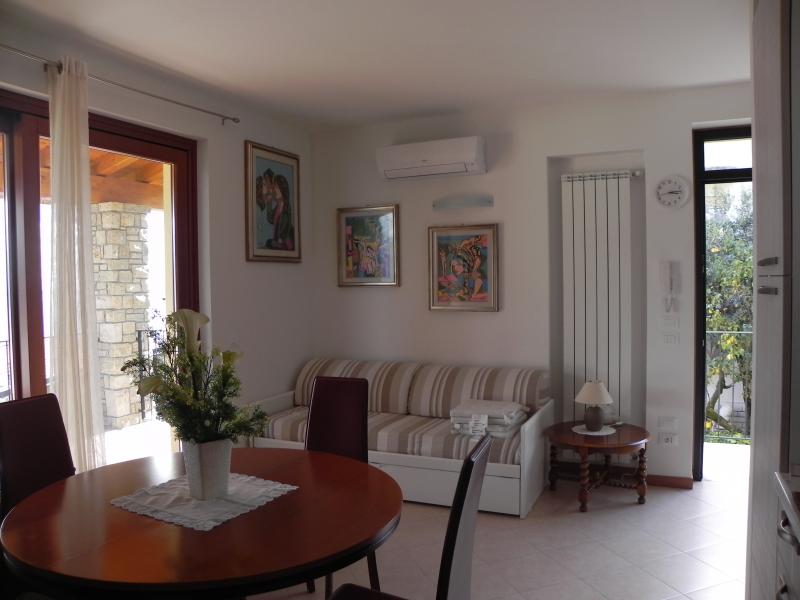 foto 4 Alquiler vacacional entre particulares Toscolano-Maderno appartement Lombarda Brescia (provincia de) Entrada