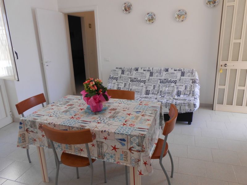 foto 12 Alquiler vacacional entre particulares Castrignano del Capo appartement Apulia Lecce (provincia de) Sala de estar