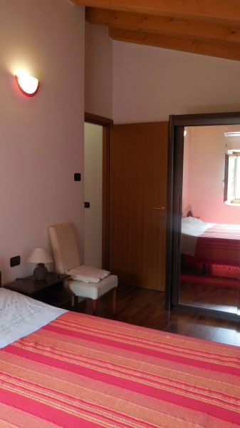 foto 6 Alquiler vacacional entre particulares Bardolino appartement Vneto Verona (provincia de) dormitorio 1