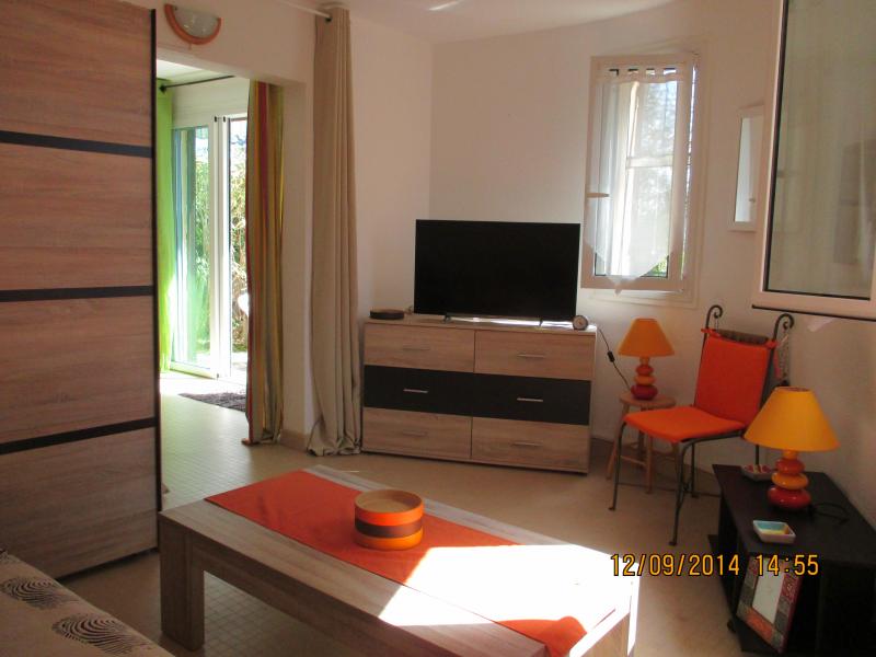 foto 5 Alquiler vacacional entre particulares Porto Vecchio appartement Crcega Crcega del Sur Sala de estar